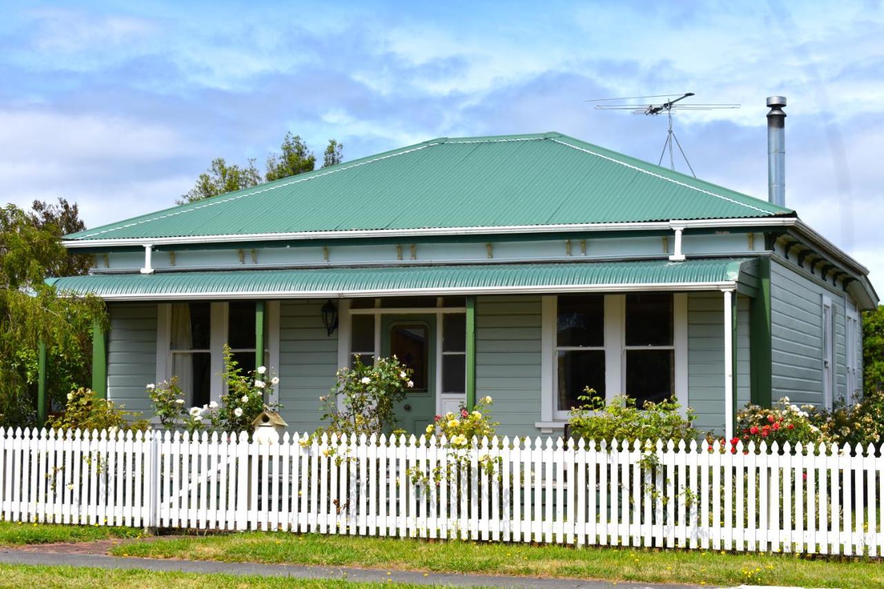 The Green Villa Martinborough Exteriör bild